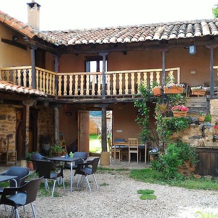 Casa Rural Las Aguedas Murias de Rechivaldo Exterior photo