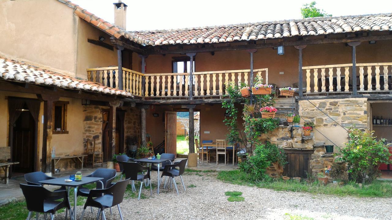 Casa Rural Las Aguedas Murias de Rechivaldo Exterior photo